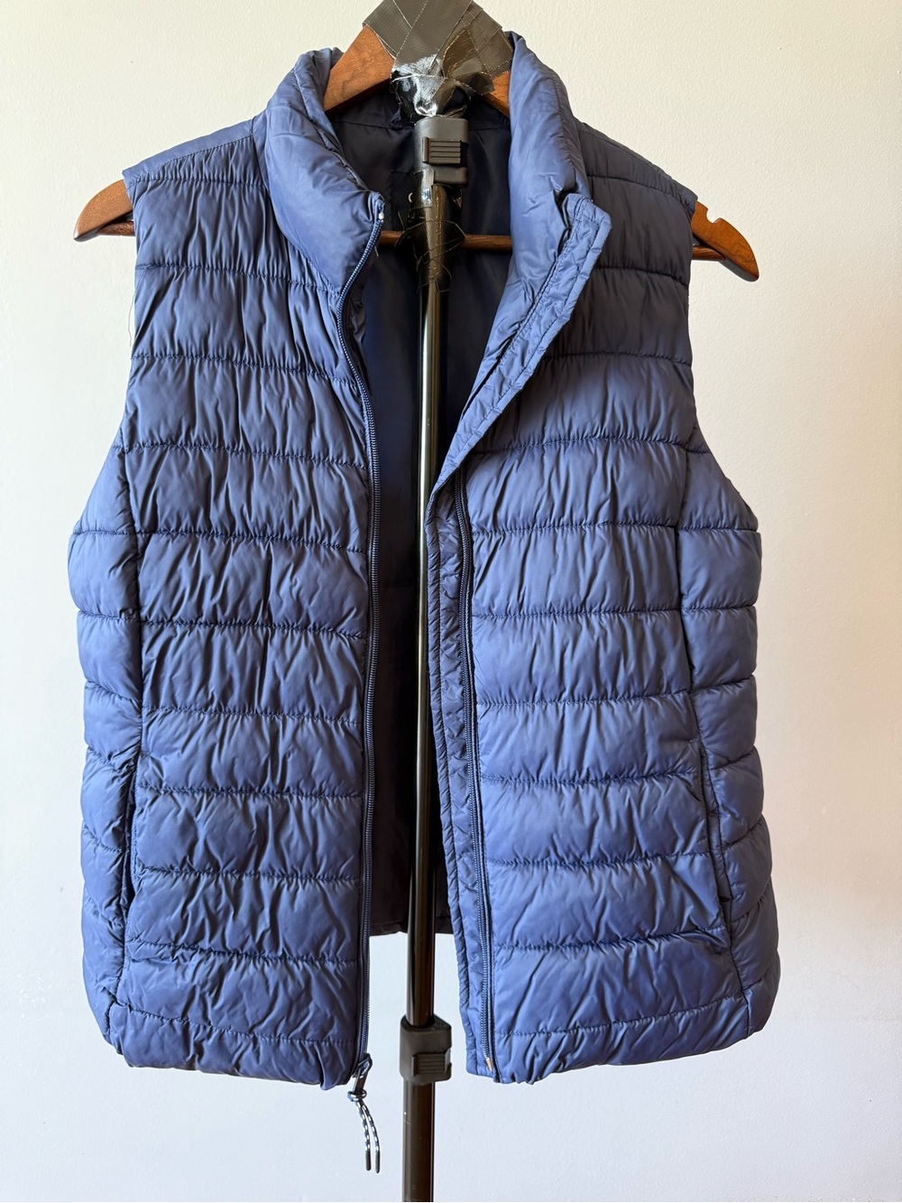 GAP Navy Quilted Puffer Vest